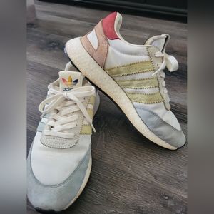 Adidas Pride I-5923 sz 9 men's